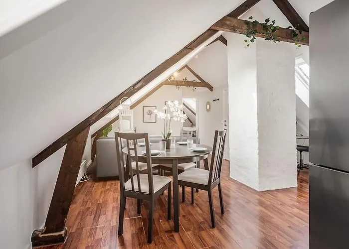 Central Apt. Close To City Centre